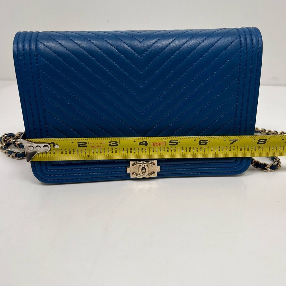 CHANEL Boy Chanel V-Stitched Lambskin Chain Wallet in Blue - Picture 11 of 12